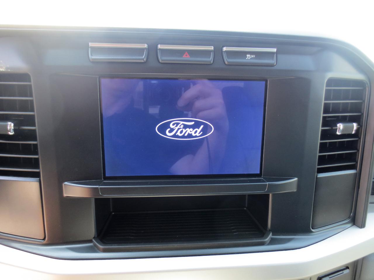 Ford F-350 SD XL SuperCab Long Bed 4WD 2024