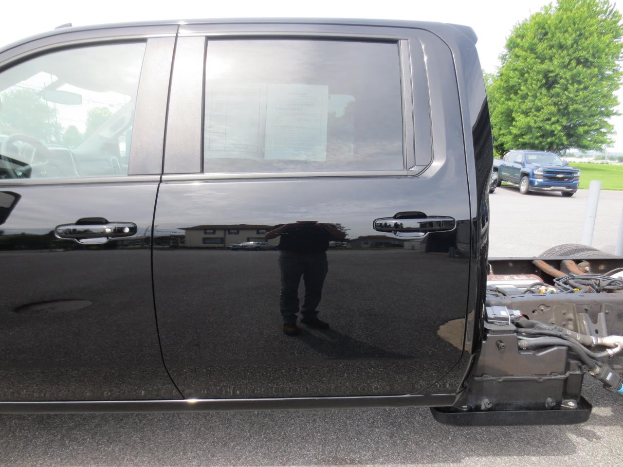 Chevrolet Silverado 3500HD LT Crew Cab 4WD 2022