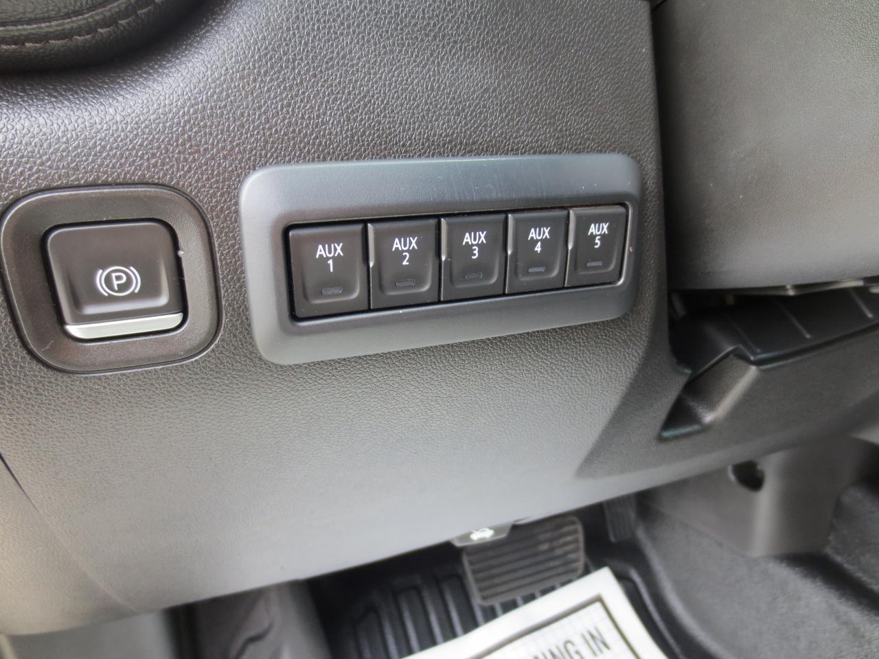 Chevrolet Silverado 3500HD LT Crew Cab 4WD 2022
