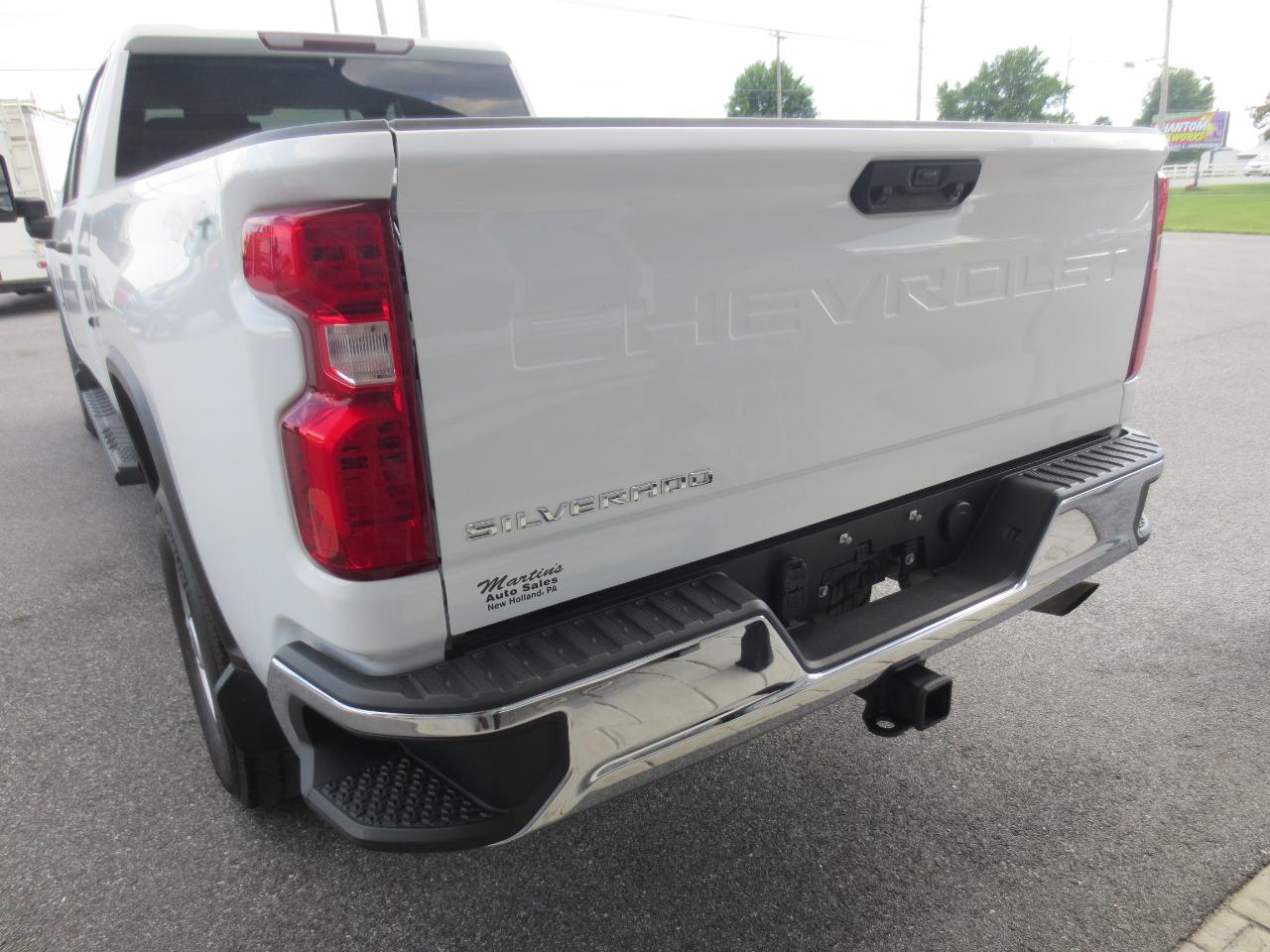 Chevrolet Silverado 2500HD Work Truck Crew Cab Long Box 4WD 2023
