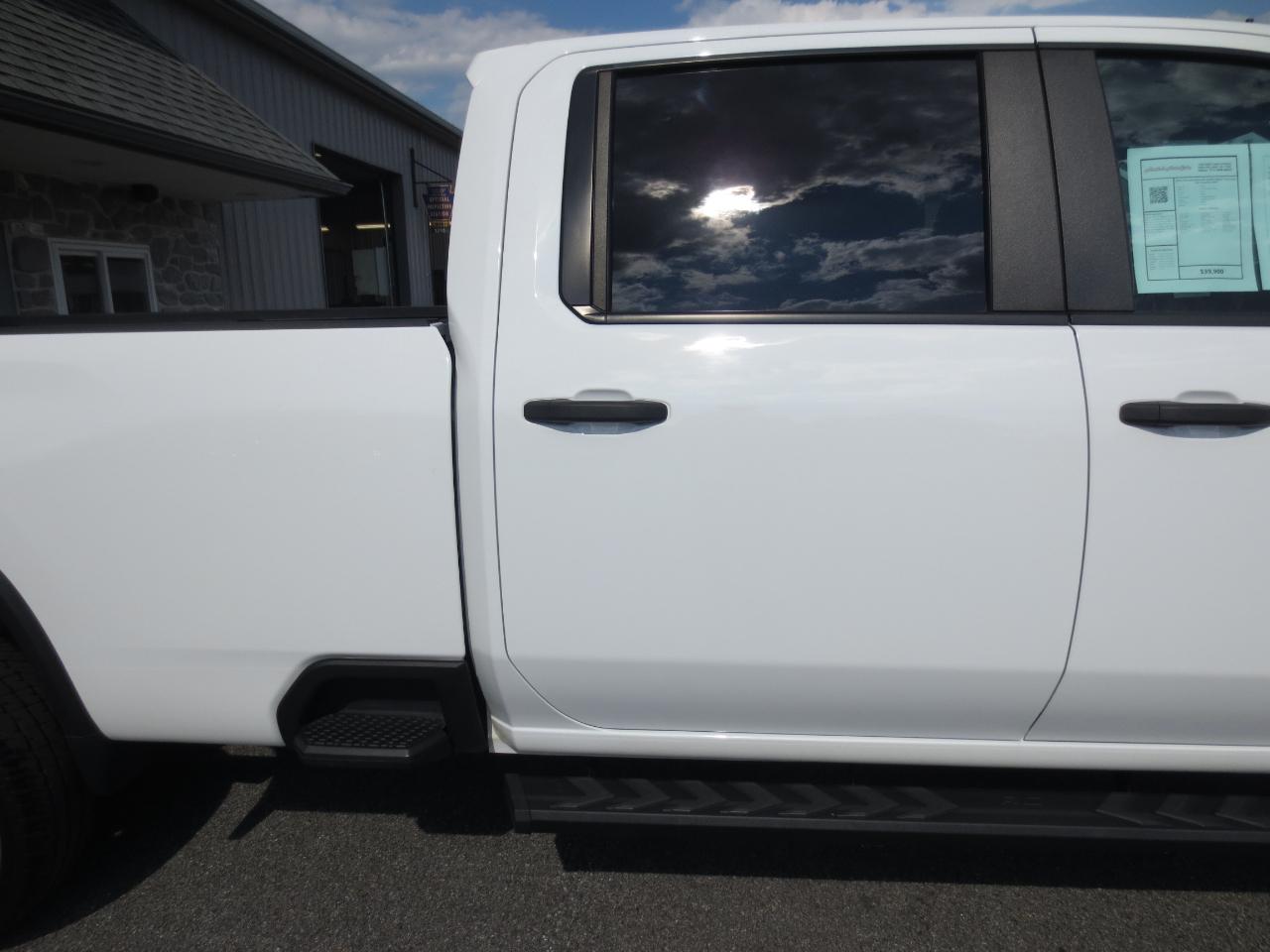 Chevrolet Silverado 2500HD Work Truck Crew Cab Long Box 4WD 2023
