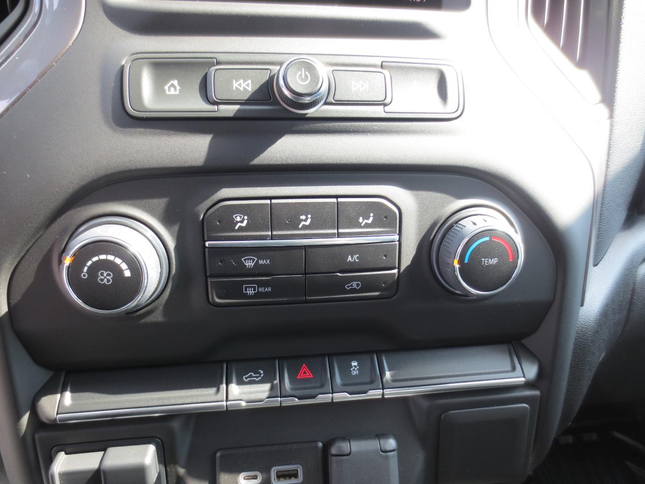 Chevrolet Silverado 2500HD Work Truck Crew Cab Long Box 4WD 2023