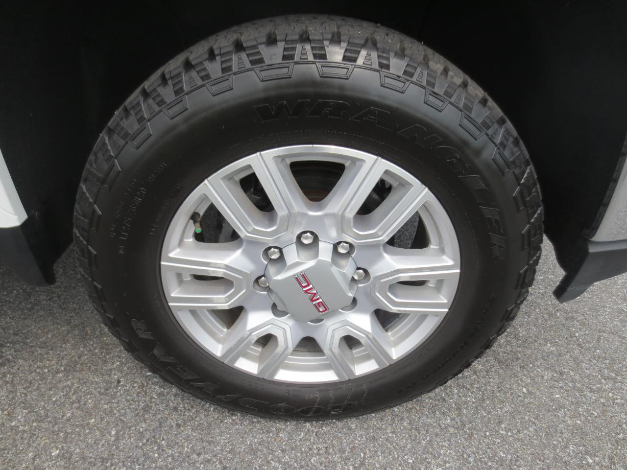 GMC Sierra 2500HD SLE Crew Cab 4WD 2022