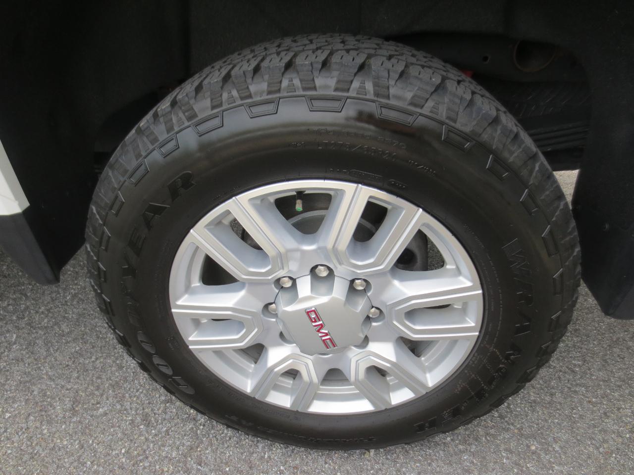 GMC Sierra 2500HD SLE Crew Cab 4WD 2022