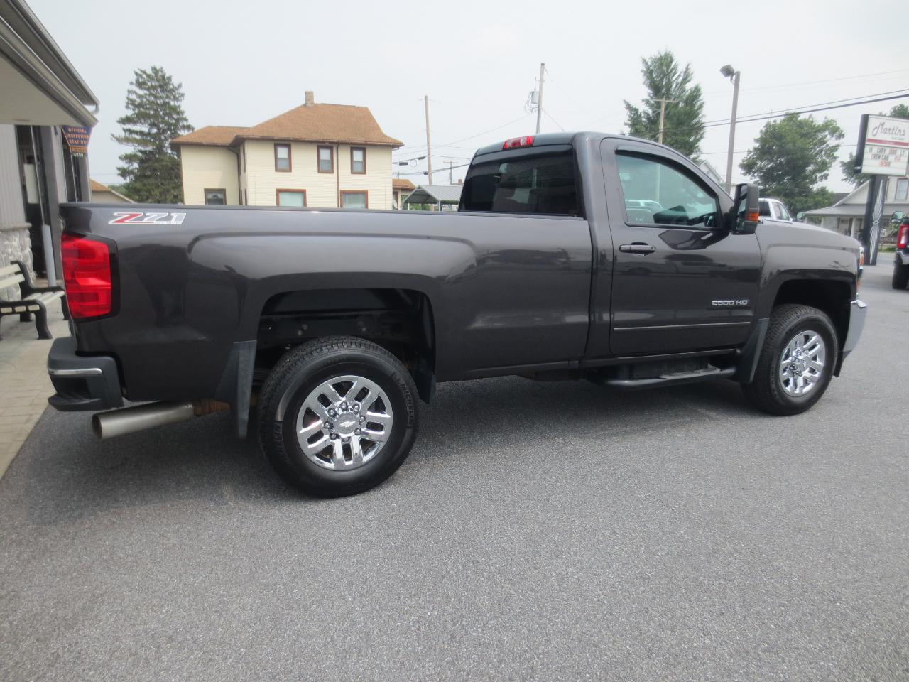 Chevrolet Silverado 2500HD LT Long Box 4WD 2016
