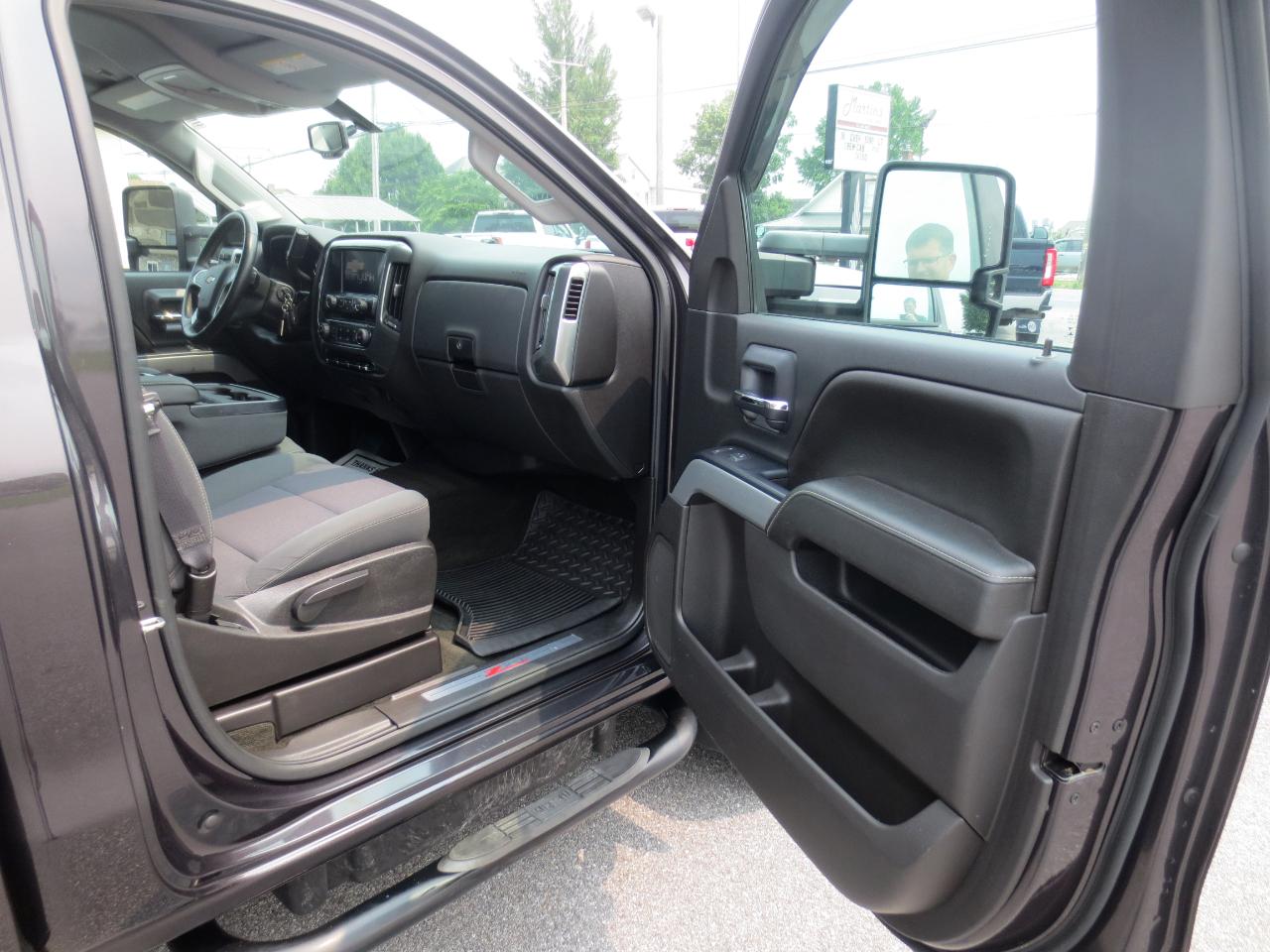 Chevrolet Silverado 2500HD LT Long Box 4WD 2016