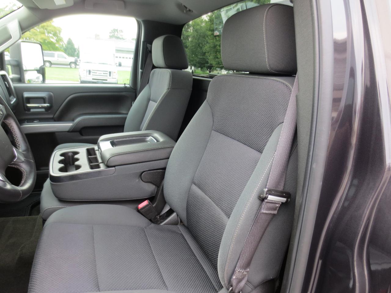 Chevrolet Silverado 2500HD LT Long Box 4WD 2016