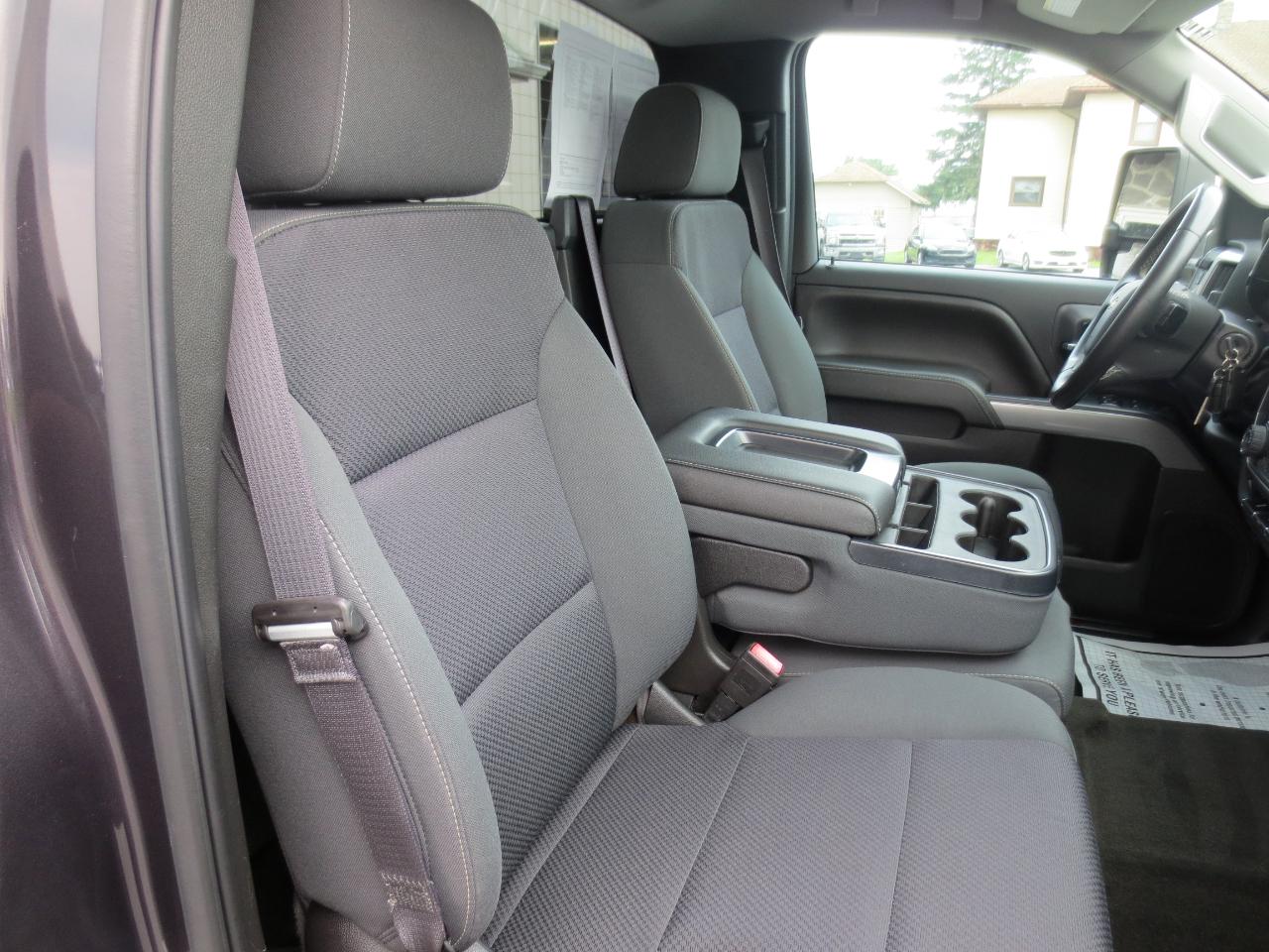 Chevrolet Silverado 2500HD LT Long Box 4WD 2016