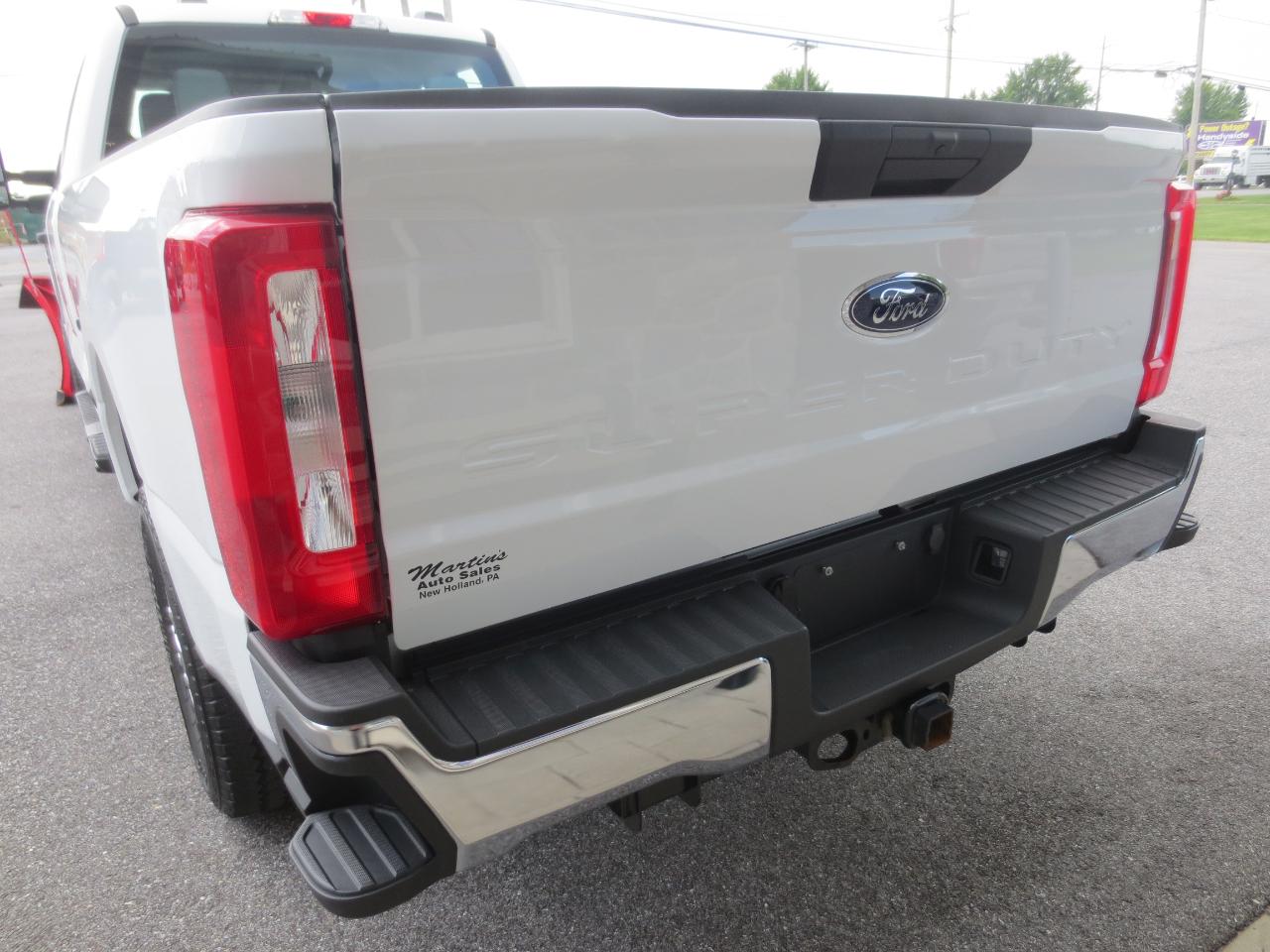 2024 Ford F-350 Super Duty XL - Photo 17