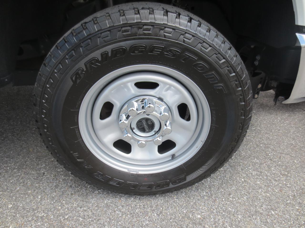 2024 Ford F-350 Super Duty XL - Photo 70