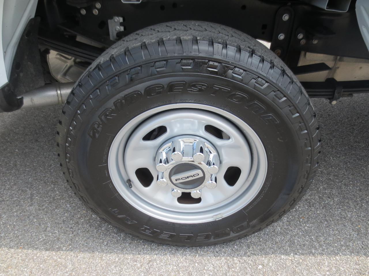 2024 Ford F-350 Super Duty XL - Photo 72