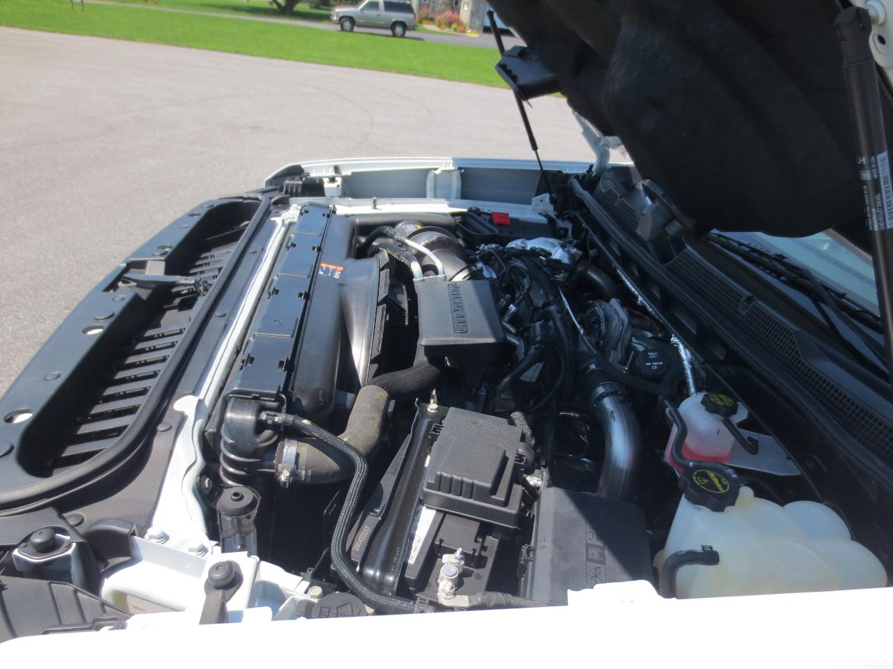 Chevrolet Silverado 2500HD Custom Crew Cab Long Box 4WD 2025