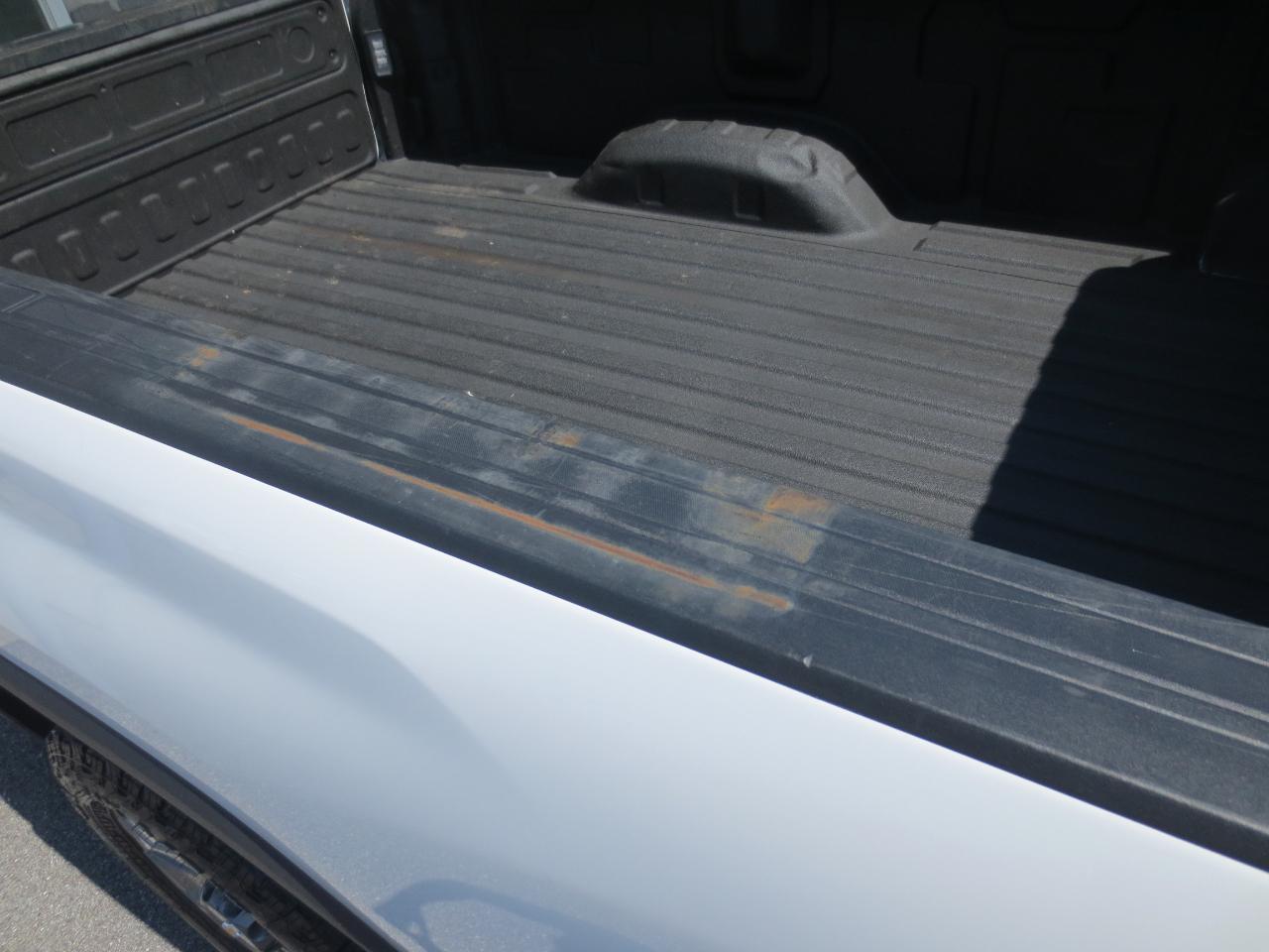 Chevrolet Silverado 2500HD Custom Crew Cab Long Box 4WD 2025