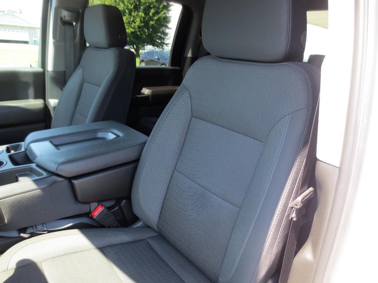 Chevrolet Silverado 2500HD Custom Crew Cab Long Box 4WD 2025