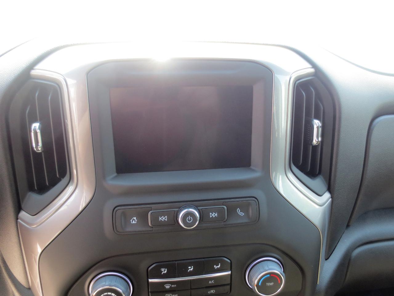 Chevrolet Silverado 2500HD Custom Crew Cab Long Box 4WD 2025