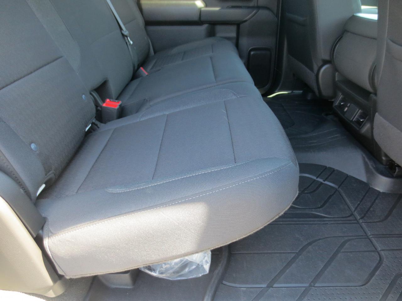 Chevrolet Silverado 2500HD Custom Crew Cab Long Box 4WD 2025