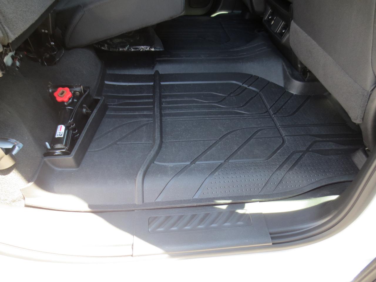 Chevrolet Silverado 2500HD Custom Crew Cab Long Box 4WD 2025