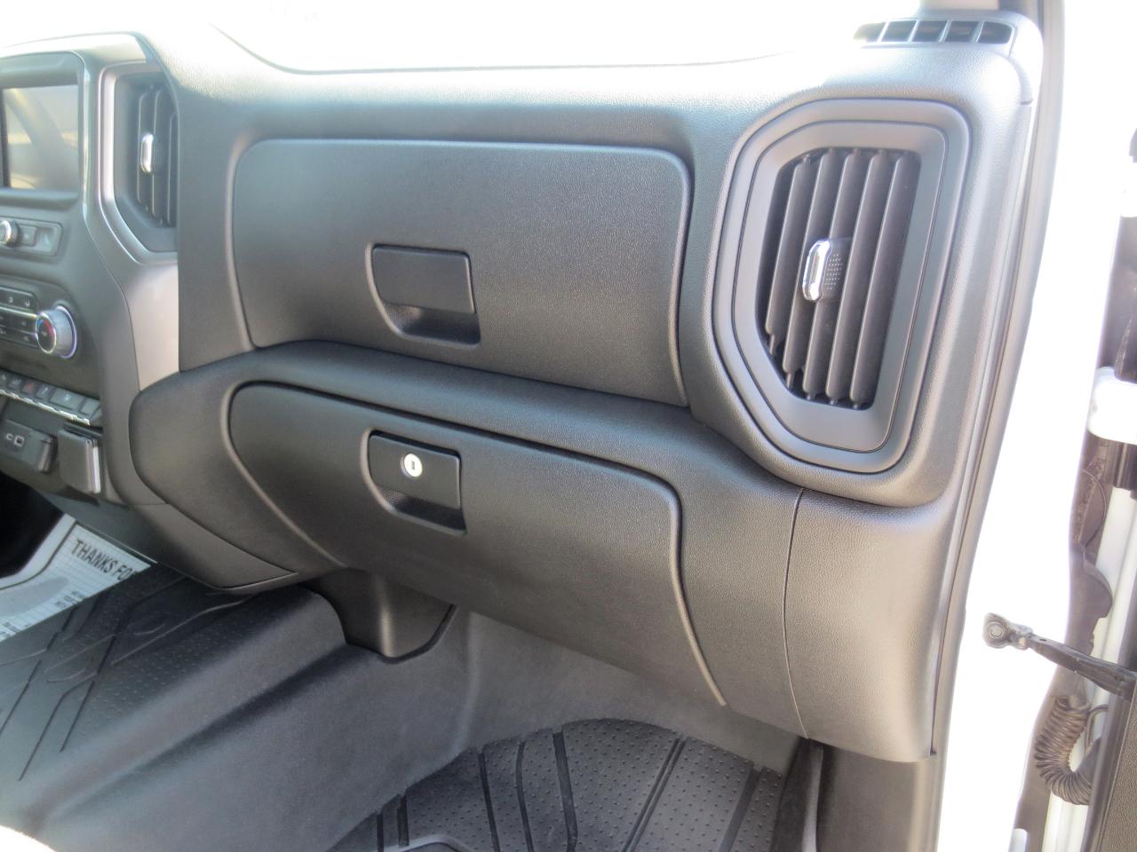 Chevrolet Silverado 2500HD Custom Crew Cab Long Box 4WD 2025