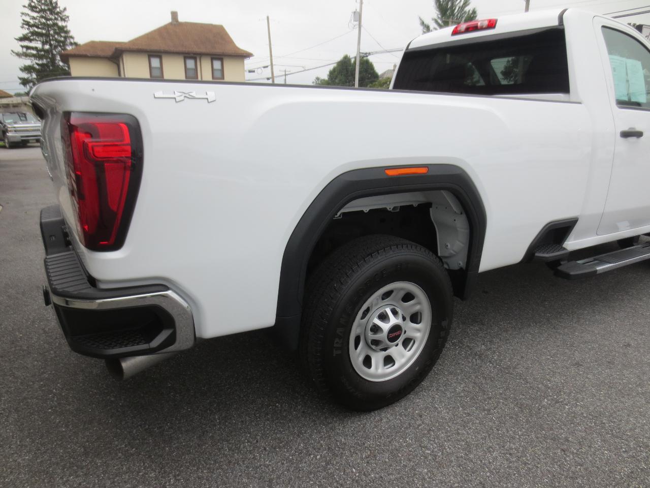 GMC Sierra 2500HD Pro Regular Cab 4WD 2022