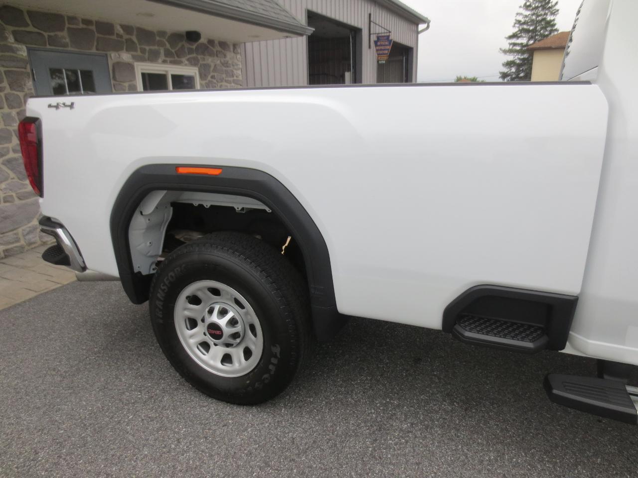 GMC Sierra 2500HD Pro Regular Cab 4WD 2022