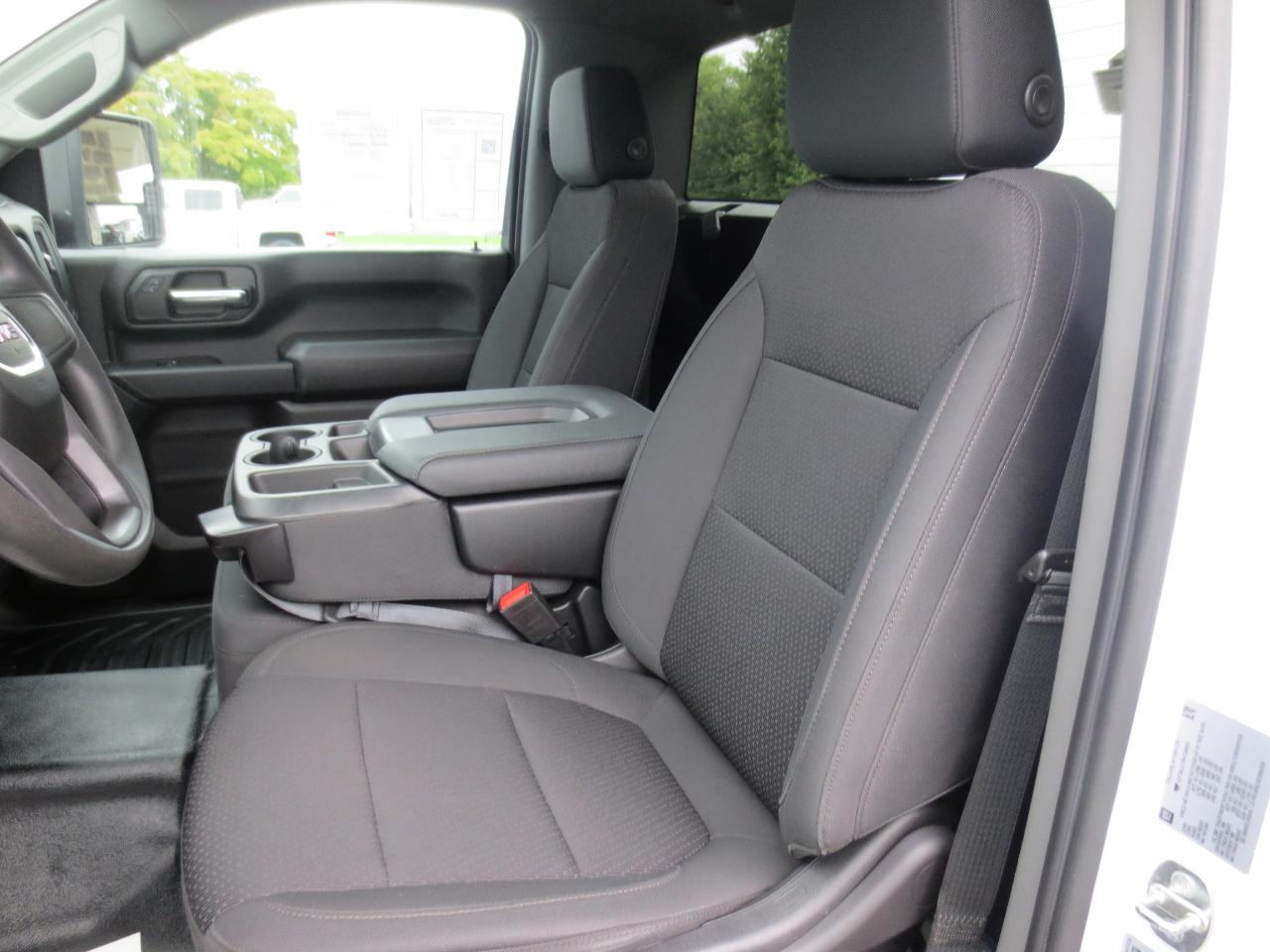 GMC Sierra 2500HD Pro Regular Cab 4WD 2022