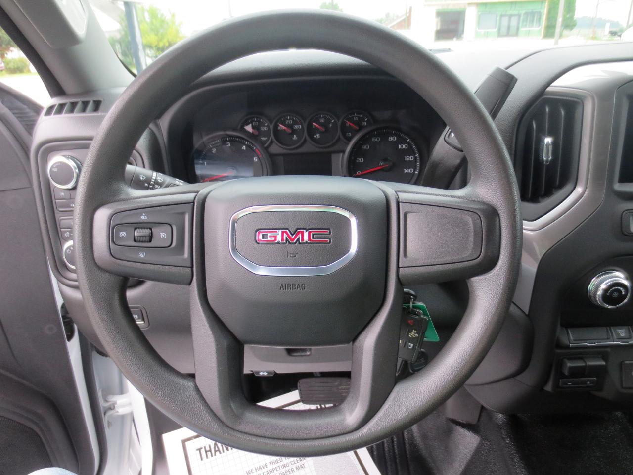 GMC Sierra 2500HD Pro Regular Cab 4WD 2022