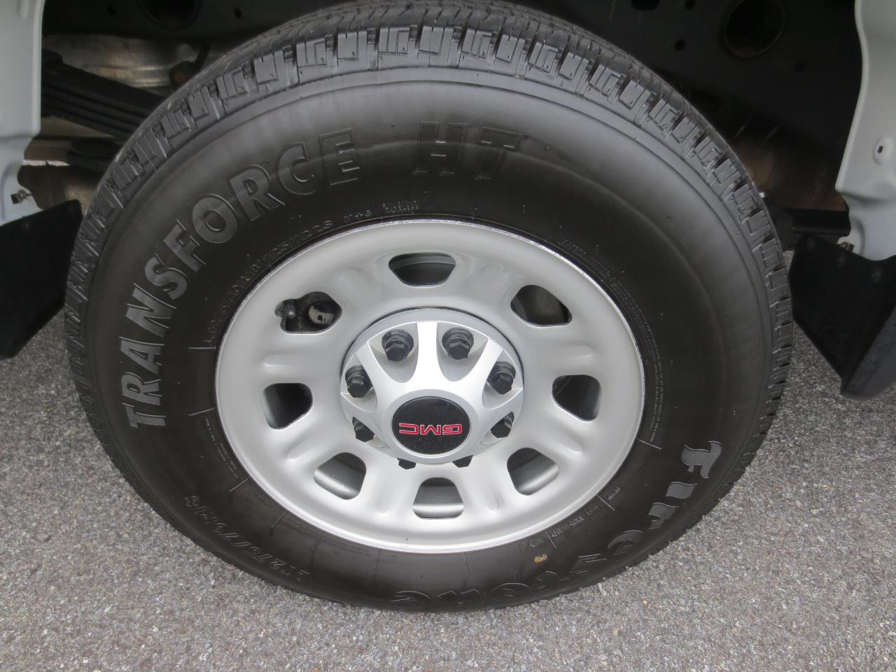 GMC Sierra 2500HD Pro Regular Cab 4WD 2022