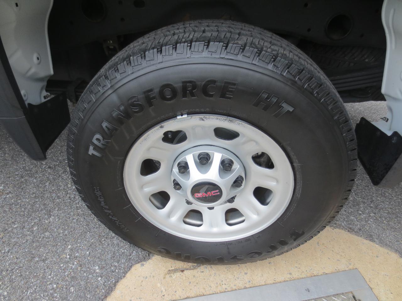 GMC Sierra 2500HD Pro Regular Cab 4WD 2022