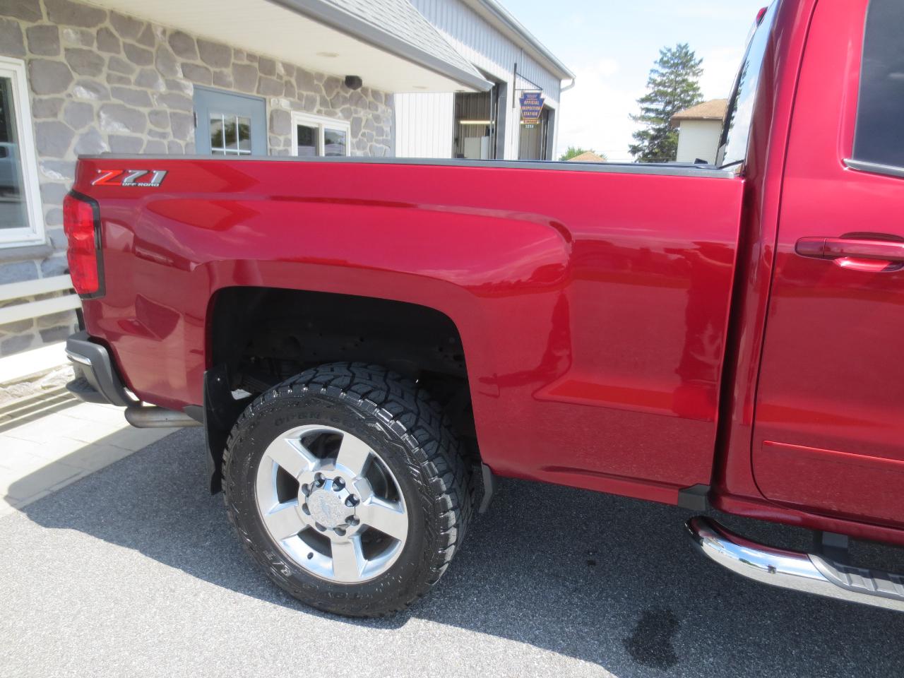 Chevrolet Silverado 2500HD LT Crew Cab 4WD 2018
