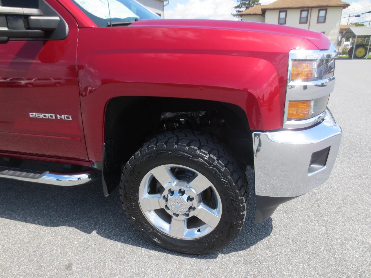 Chevrolet Silverado 2500HD LT Crew Cab 4WD 2018