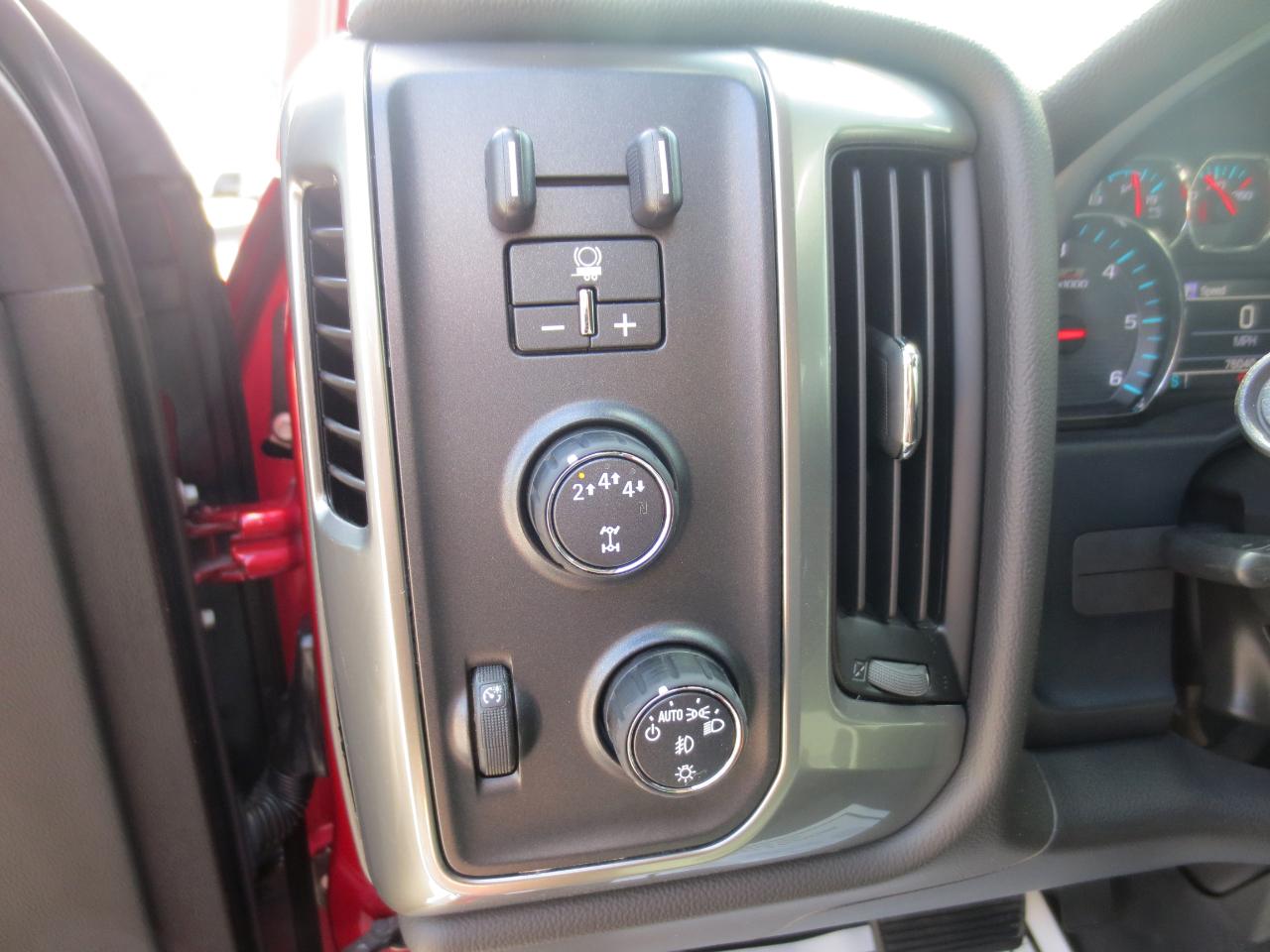 Chevrolet Silverado 2500HD LT Crew Cab 4WD 2018