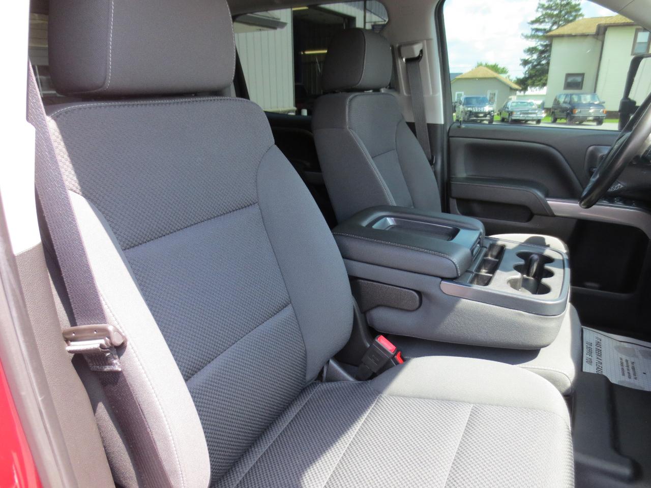 Chevrolet Silverado 2500HD LT Crew Cab 4WD 2018