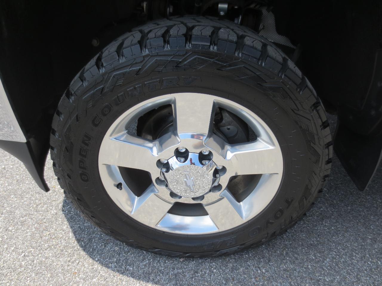 Chevrolet Silverado 2500HD LT Crew Cab 4WD 2018
