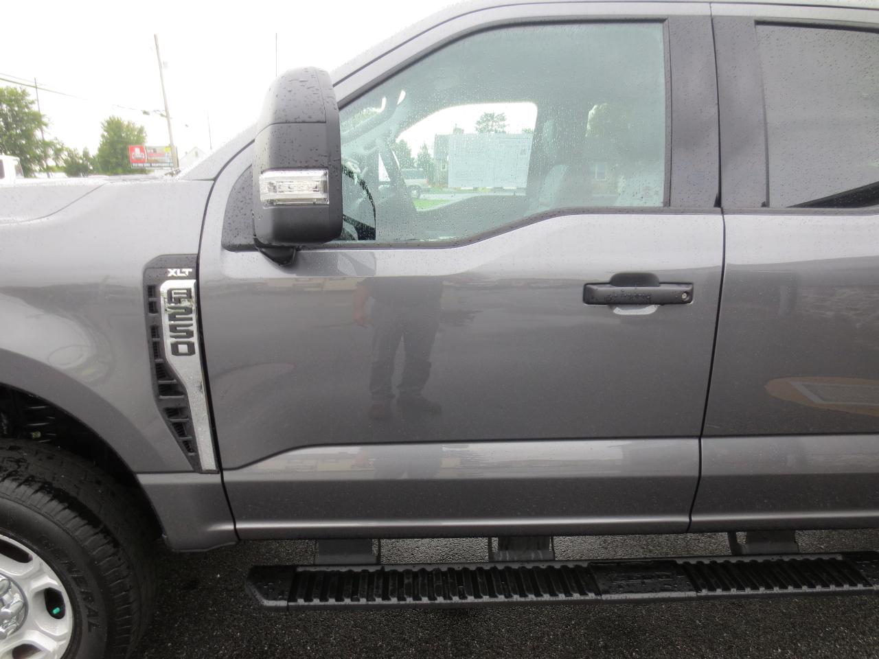 Ford F-250 SD XLT SuperCab Long Bed 4WD 2026