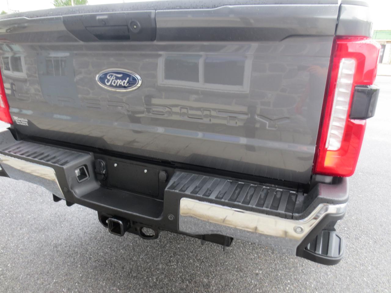 Ford F-250 SD XLT SuperCab Long Bed 4WD 2026