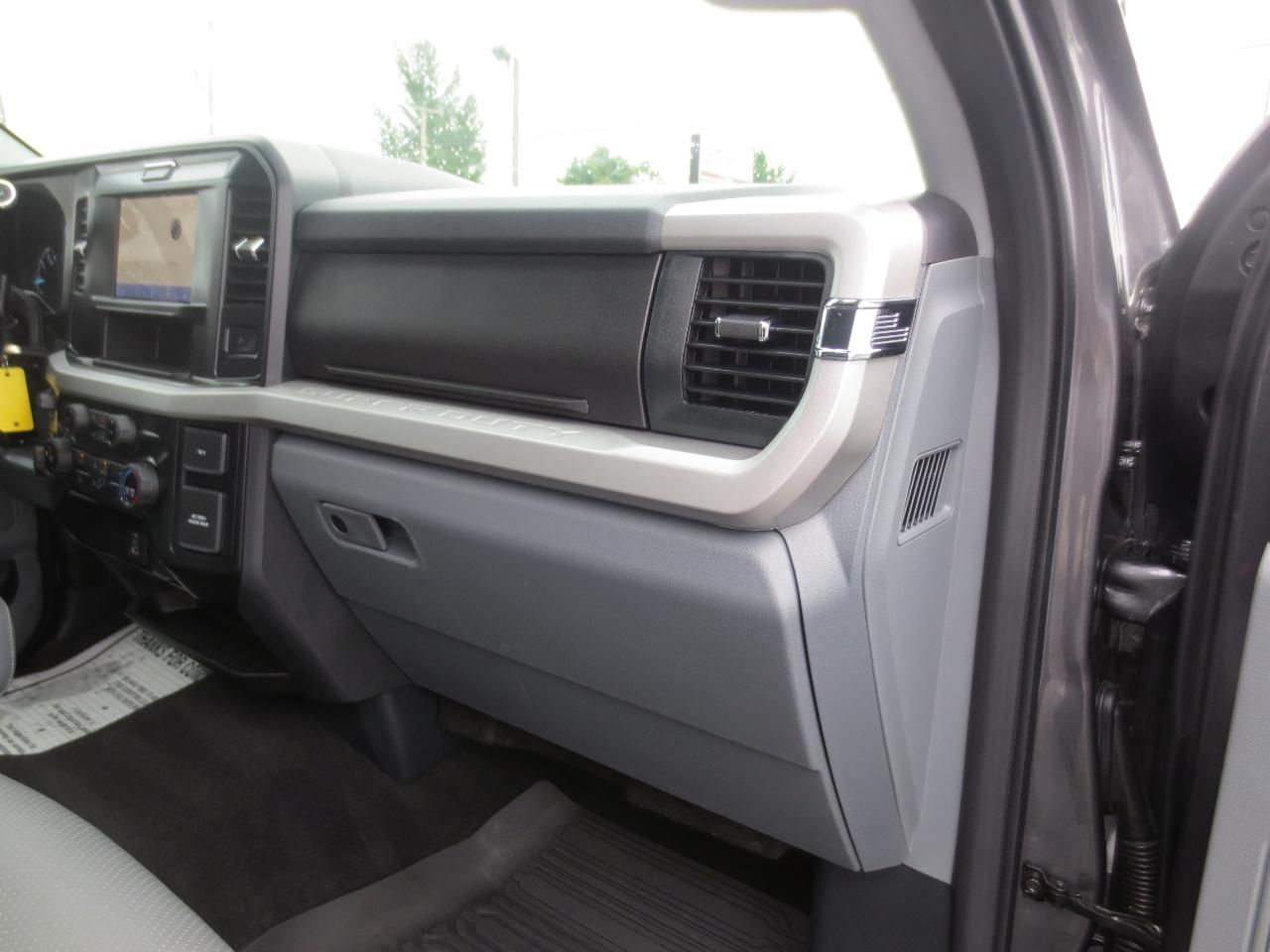 Ford F-250 SD XLT SuperCab Long Bed 4WD 2026