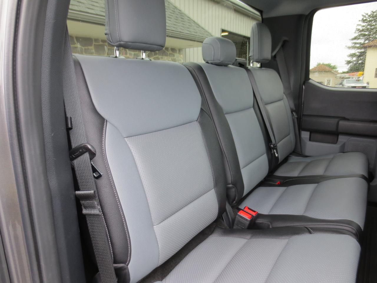 Ford F-250 SD XLT SuperCab Long Bed 4WD 2026