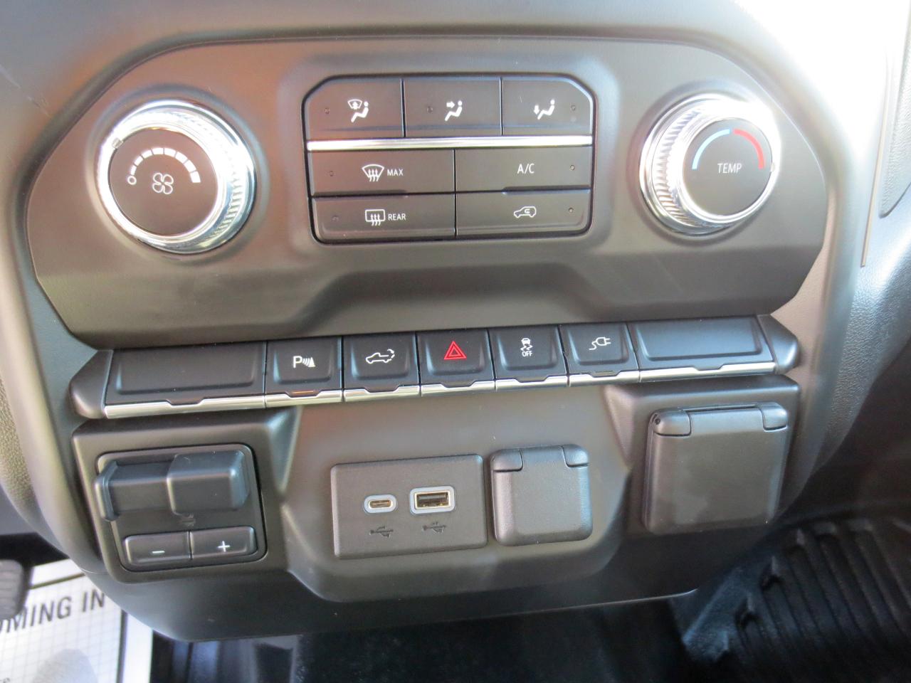 GMC Sierra 2500HD Base Crew Cab Long Box 4WD 2021