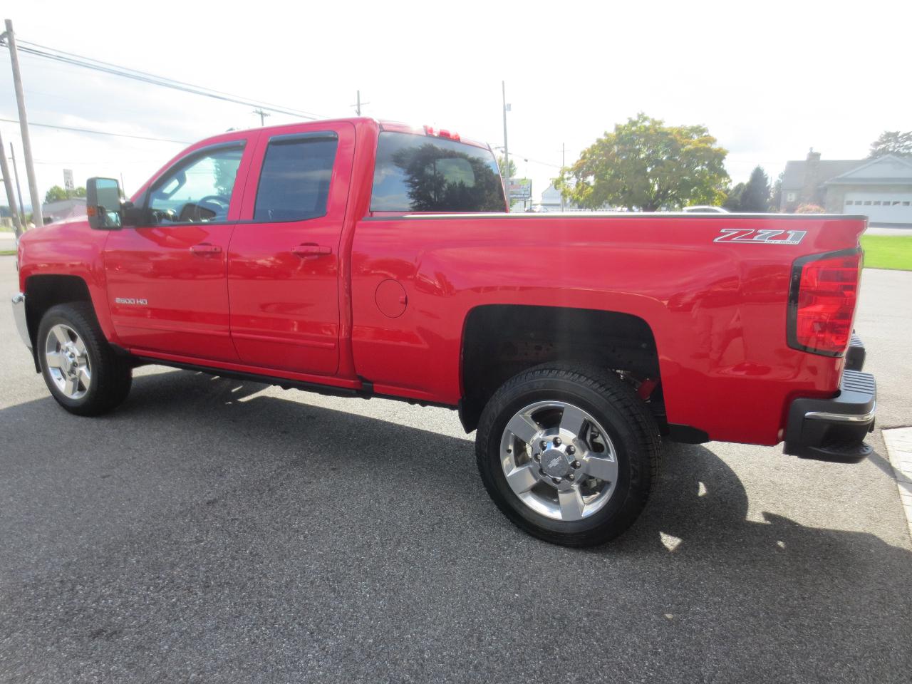 Chevrolet Silverado 2500HD LT Double Cab 4WD 2017