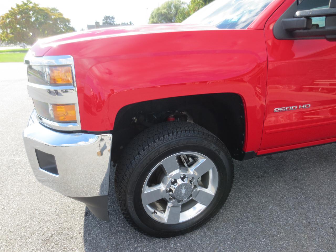 Chevrolet Silverado 2500HD LT Double Cab 4WD 2017