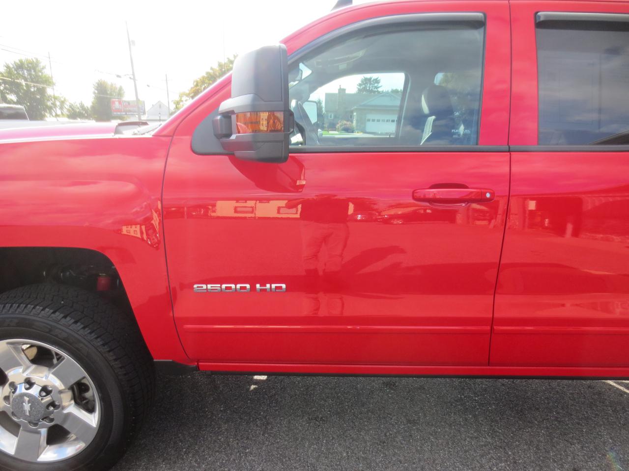 Chevrolet Silverado 2500HD LT Double Cab 4WD 2017