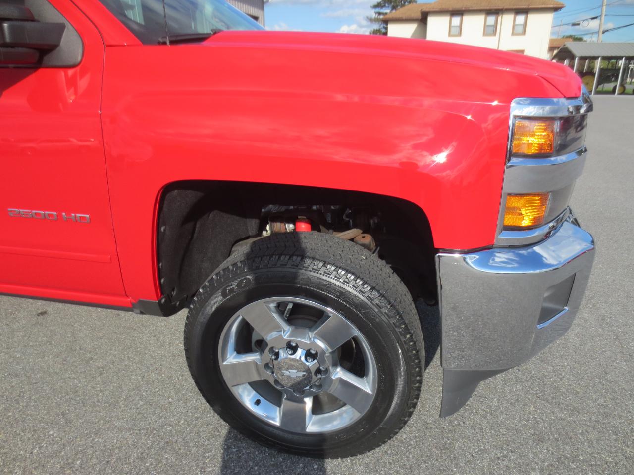 Chevrolet Silverado 2500HD LT Double Cab 4WD 2017