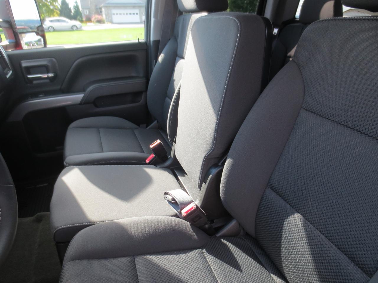 Chevrolet Silverado 2500HD LT Double Cab 4WD 2017