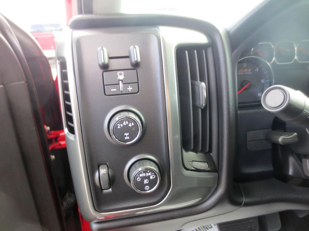 Chevrolet Silverado 2500HD LT Double Cab 4WD 2017