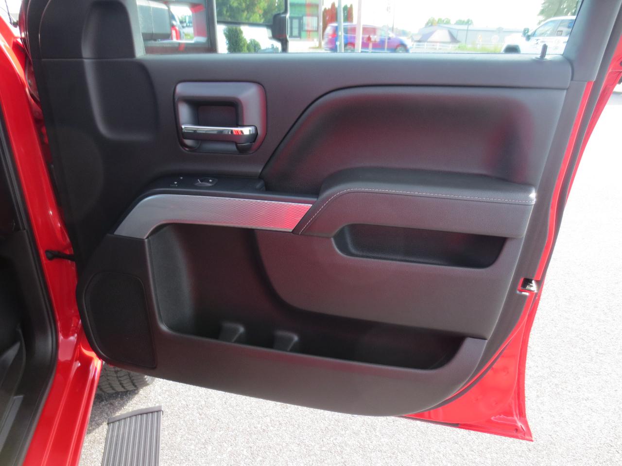 Chevrolet Silverado 2500HD LT Double Cab 4WD 2017
