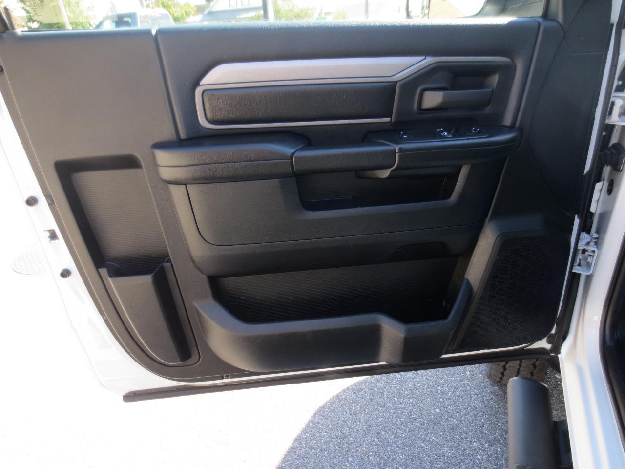 RAM 4500 Regular Cab SWB 4WD DRW 2021