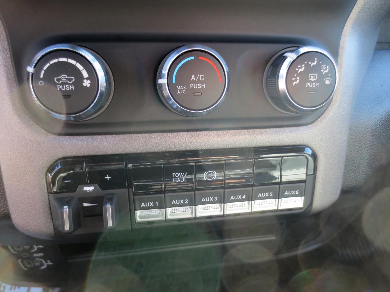 RAM 4500 Regular Cab SWB 4WD DRW 2021