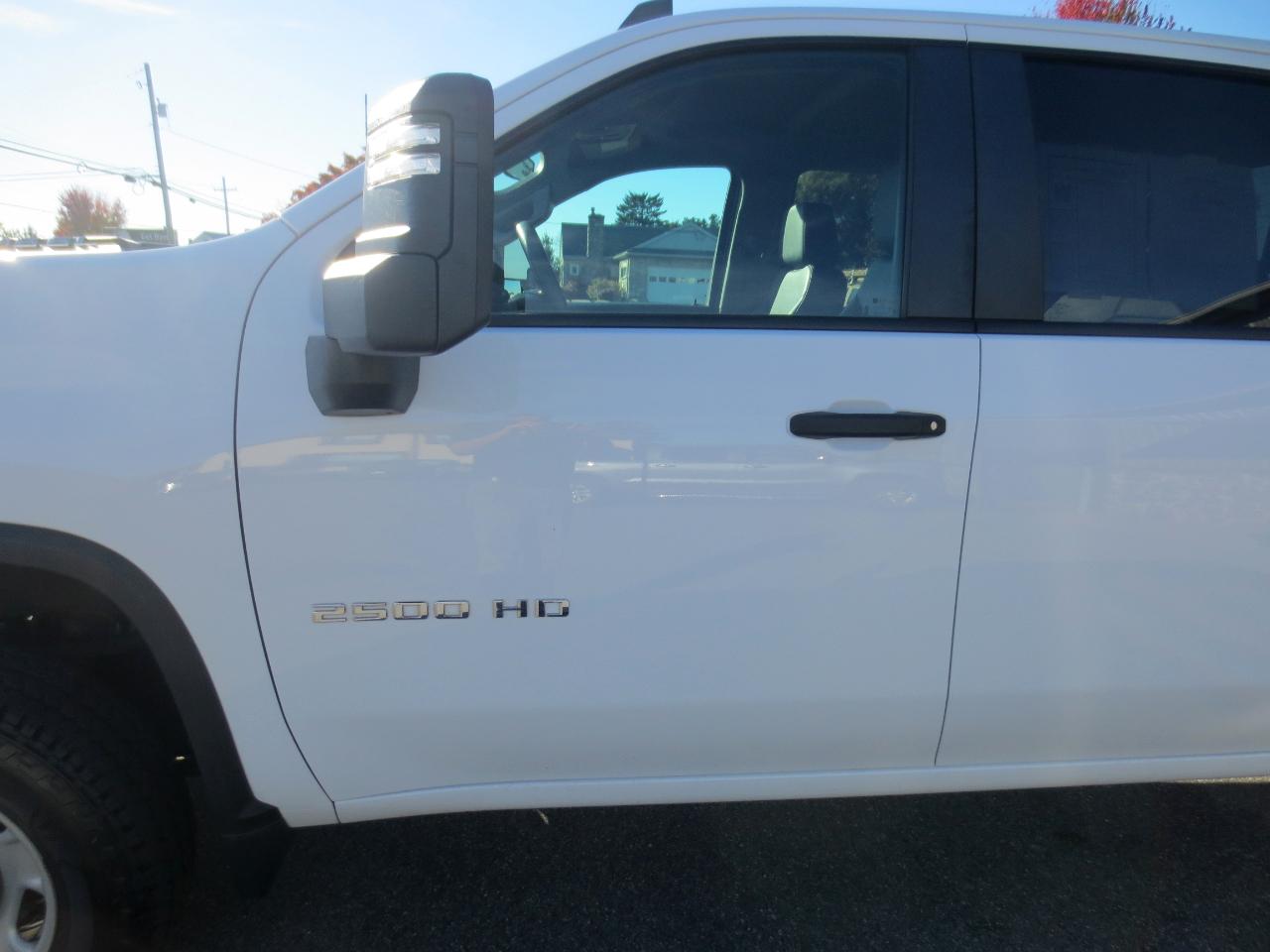 Chevrolet Silverado 2500HD Work Truck Crew Cab Long Box 4WD 2024