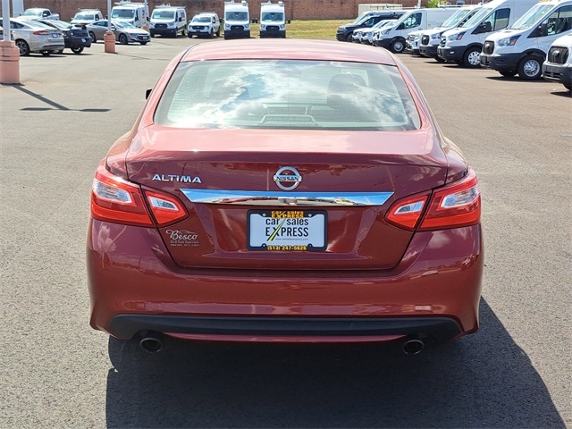 2016 Nissan Altima 2.5 S photo 4