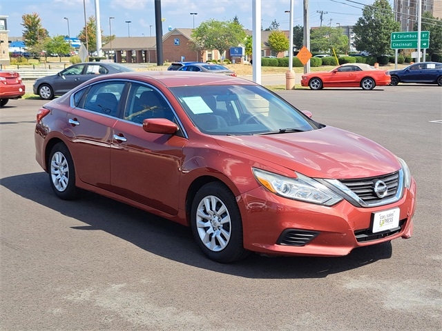 2016 Nissan Altima 2.5 S photo 7